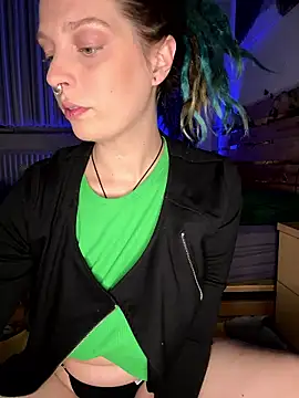 MenaDreadfull online show from January 10, 2026, 4:13 pm