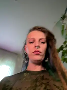 Snapshot of MenaDreadfull chatting on September 30, 2025, 4:24 pm MenaDreadfull online show from September 30, 2025, 4:24 pm