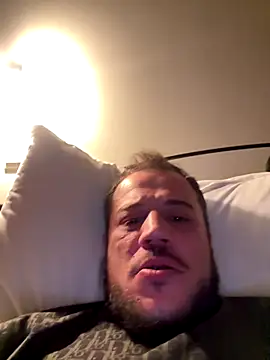 1Aleks13 online show from November 14, 2025, 3:32 am