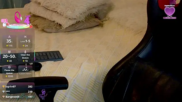 Snapshot of SorayaSapeca chatting on November 16, 2025, 10:53 am SorayaSapeca online show from November 16, 2025, 10:53 am