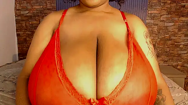 BigAssTitt online show from July 19, 2026, 8:56 am