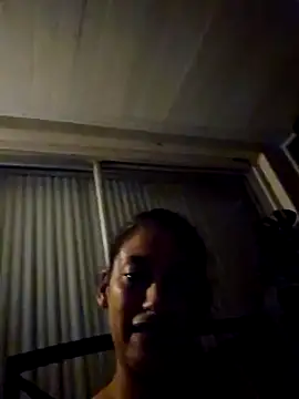 Snapshot of Nikkierosee chatting on December 19, 2024, 10:13 am Nikkierosee online show from December 19, 2024, 10:13 am