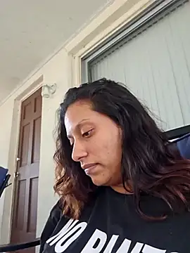 Snapshot of Nikkierosee chatting on December 14, 2024, 2:42 pm Nikkierosee online show from December 14, 2024, 2:42 pm