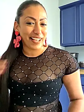 Snapshot of Nikkierosee chatting on October 19, 2025, 5:05 pm Nikkierosee online show from October 19, 2025, 5:05 pm