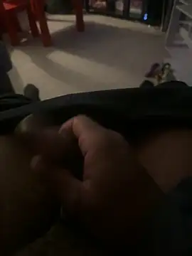 chocolatelongstrokes online show from March 27, 2026, 10:43 pm