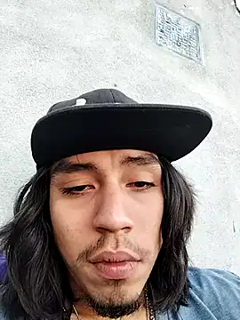 AlexAlejandro13 online show from March 30, 2026, 11:28 pm