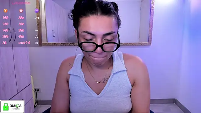 Snapshot of EricaVanderhill chatting on May 31, 2026, 11:16 pm EricaVanderhill online show from May 31, 2026, 11:16 pm