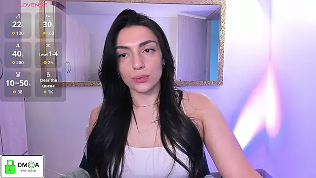 Snapshot of EricaVanderhill chatting on November 24, 2025, 9:15 pm EricaVanderhill online show from November 24, 2025, 9:15 pm