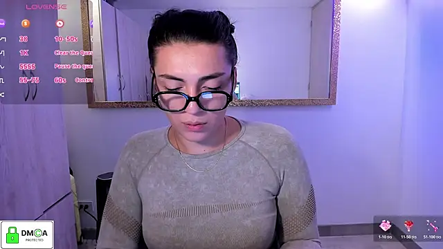 Snapshot of EricaVanderhill chatting on June 12, 2026, 12:08 am EricaVanderhill online show from June 12, 2026, 12:08 am