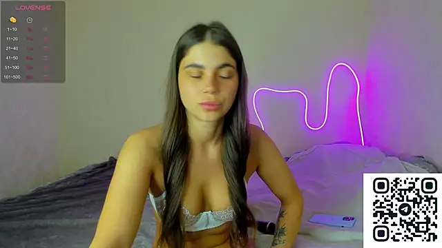 Bella Foryou online show from November 7, 2025, 11:08 pm