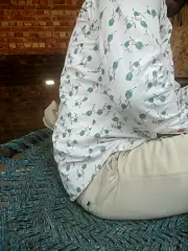 FinableKnee online show from April 9, 2026, 9:26 am