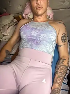 Snapshot of Alicbranca chatting on January 13, 2026, 2:48 am Alicbranca online show from January 13, 2026, 2:48 am