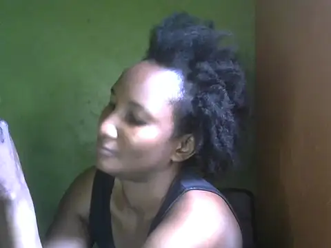 Snapshot of Athena_2019 chatting on December 18, 2025, 5:56 am Athena 2019 online show from December 18, 2025, 5:56 am