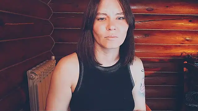 Platina Fox online show from December 15, 2025, 7:14 am