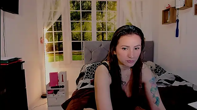 vanessabrown  online show from July 1, 2026, 5:46 pm