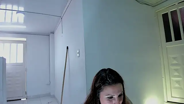 vanessabrown  online show from July 16, 2026, 7:44 pm