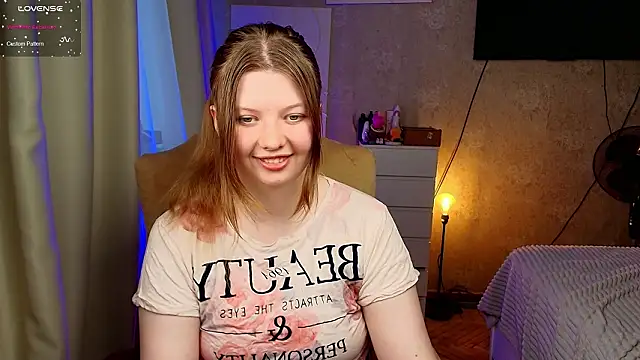 Vivian cutie online show from March 26, 2026, 3:32 pm