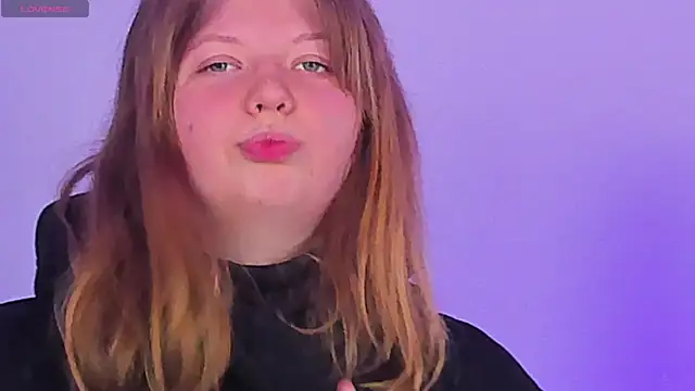Snapshot of Vivian_cutie chatting on February 26, 2025, 3:43 pm Vivian cutie online show from February 26, 2025, 3:43 pm