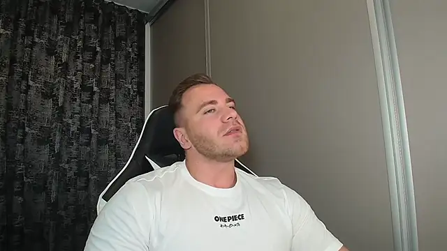 Thori92 online show from September 15, 2025, 3:34 pm