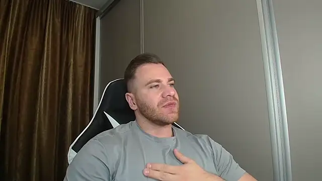 Thori92 online show from December 19, 2025, 5:59 pm