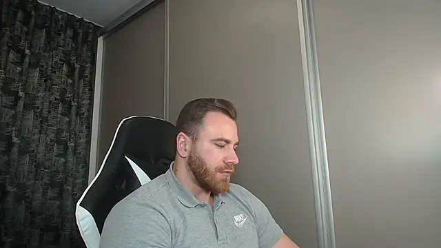 Thori92 online show from March 13, 2025, 8:32 pm