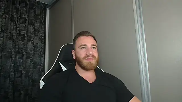 Thori92 online show from September 9, 2025, 4:38 pm