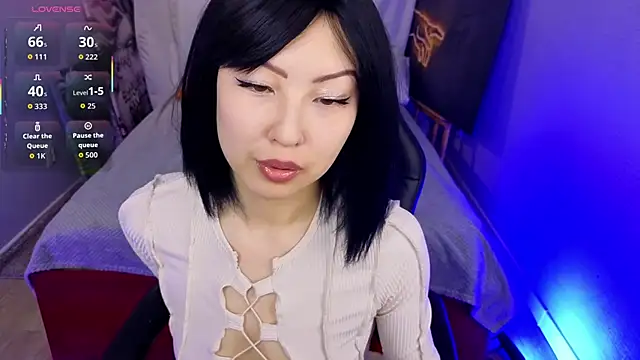 Snapshot of ValeryMur chatting on May 20, 2026, 1:41 pm ValeryMur online show from May 20, 2026, 1:41 pm