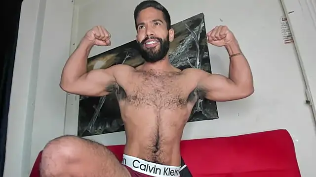 sweatyhairypig23 online show from November 2, 2025, 6:51 am