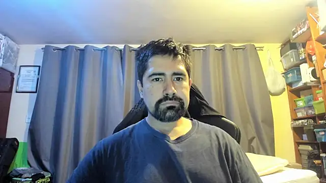 VonDoomdelToro online show from October 7, 2025, 9:32 am