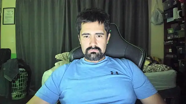 VonDoomdelToro online show from October 21, 2025, 6:24 am