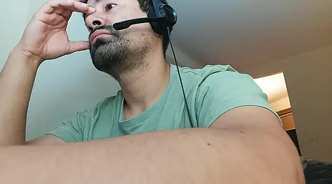 VonDoomdelToro online show from February 12, 2025, 8:49 am