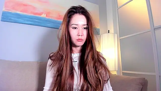 lucky liss  online show from September 18, 2025, 6:16 am