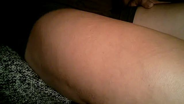 Snapshot of fusskuss2710 chatting on March 14, 2025, 10:38 pm fusskuss2710 online show from March 14, 2025, 10:38 pm