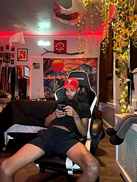 Snapshot of spideyzaddy chatting on November 21, 2025, 9:30 am spideyzaddy online show from November 21, 2025, 9:30 am