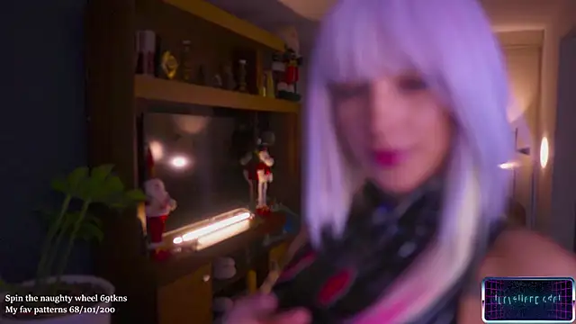 Snapshot of LucyAllenX chatting on January 7, 2026, 1:05 pm LucyAllenX online show from January 7, 2026, 1:05 pm