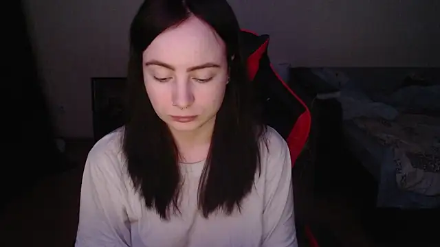 Laralianna online show from February 7, 2026, 7:11 pm