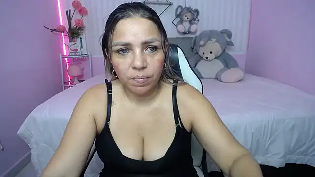 cum bigass online show from March 22, 2026, 12:18 pm