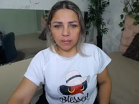 cum bigass online show from April 18, 2026, 12:29 pm