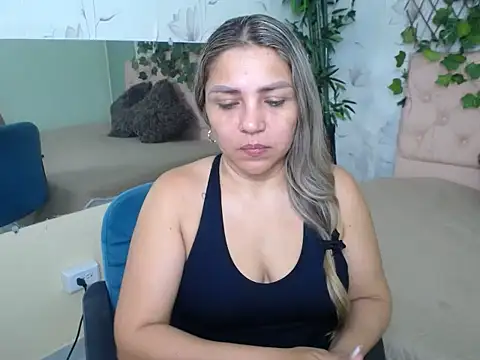 cum bigass online show from April 19, 2026, 12:28 pm