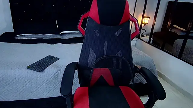 Snapshot of tyler_hank01 chatting on March 8, 2025, 3:24 pm tyler hank01 online show from March 8, 2025, 3:24 pm