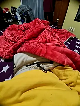 Snapshot of LuxxFin chatting on March 19, 2025, 2:16 am LuxxFin online show from March 19, 2025, 2:16 am