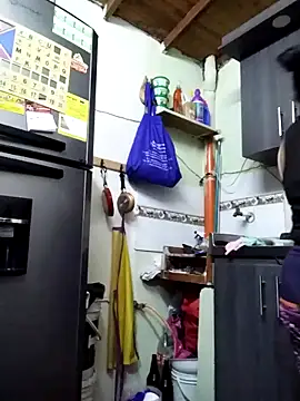 Snapshot of Monseratte21 chatting on February 5, 2025, 11:28 pm Monseratte21 online show from February 5, 2025, 11:28 pm