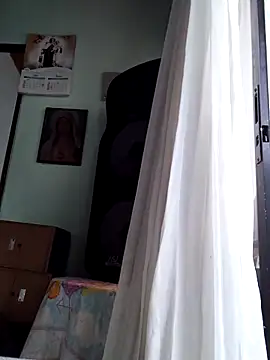 Snapshot of Monseratte21 chatting on February 12, 2025, 7:13 pm Monseratte21 online show from February 12, 2025, 7:13 pm