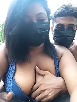 Snapshot of _Cute_ariana_ chatting on January 19, 2025, 6:09 am  Cute ariana  online show from January 19, 2025, 6:09 am