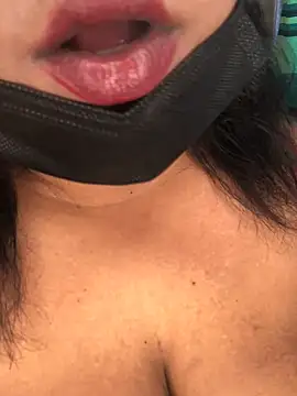 Snapshot of _Cute_ariana_ chatting on October 29, 2025, 5:39 am  Cute ariana  online show from October 29, 2025, 5:39 am