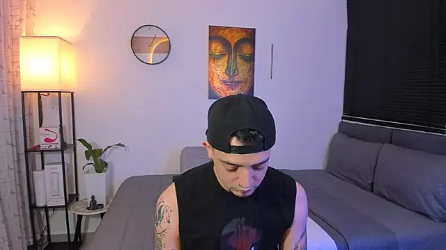alejandro calderon1 online show from May 30, 2026, 3:57 am
