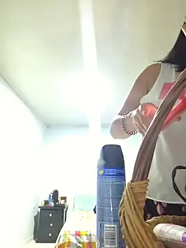 Hannah-grace online show from November 1, 2025, 9:25 am