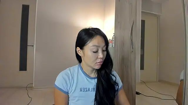 keiko hot online show from April 16, 2026, 1:50 am