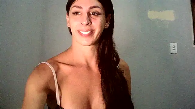 Snapshot of AlexiaDuucan chatting on November 30, 2025, 1:01 pm AlexiaDuucan online show from November 30, 2025, 1:01 pm