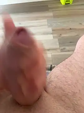 MagicKenzo99 online show from April 7, 2026, 10:50 am